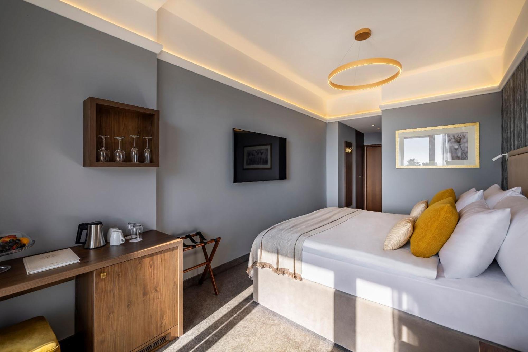Imperial Heritage Hotel, Valamar Collection (Adults Only) Rab Town Room photo