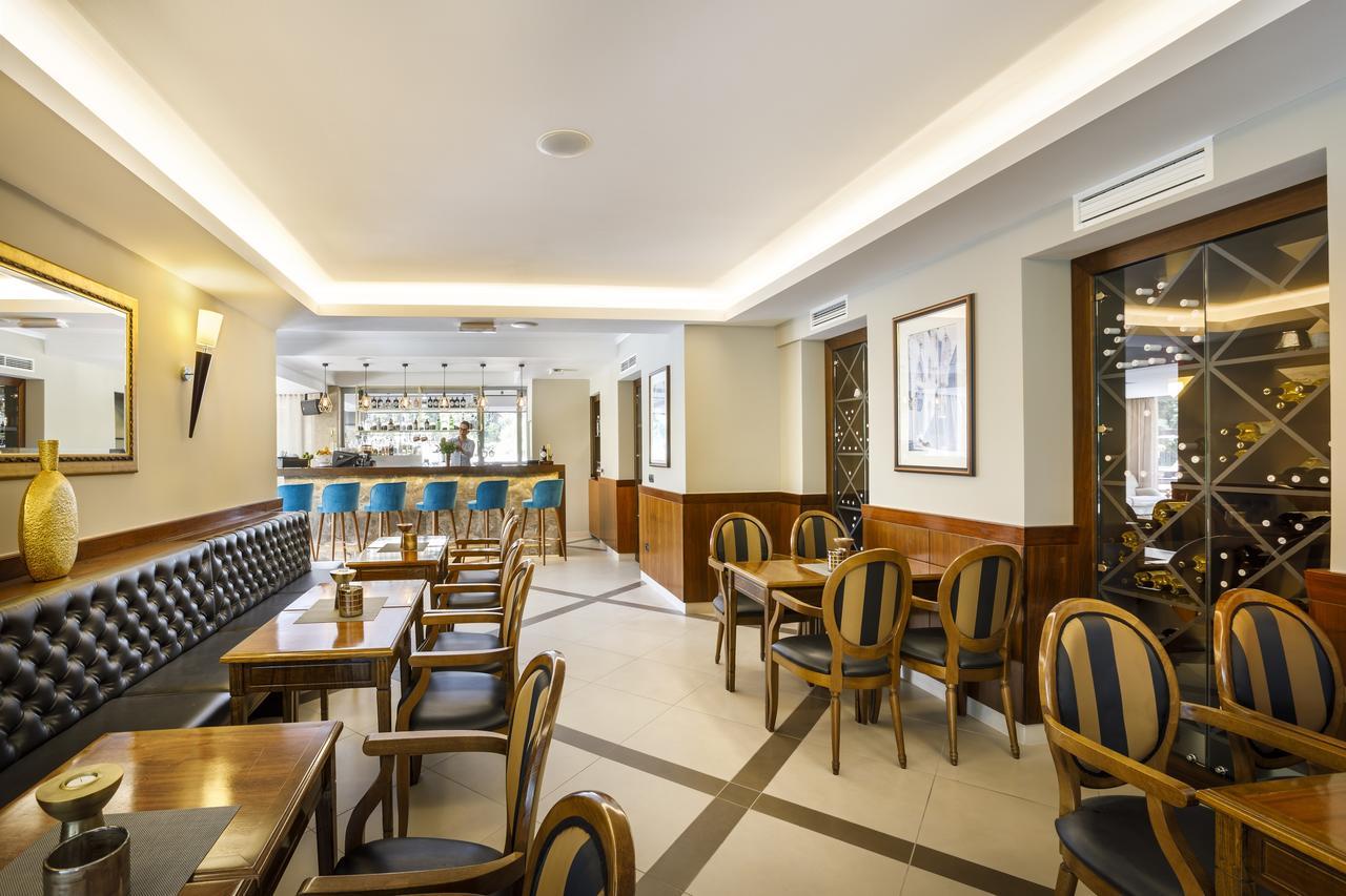 Imperial Heritage Hotel, Valamar Collection (Adults Only) Rab Town Exterior photo
